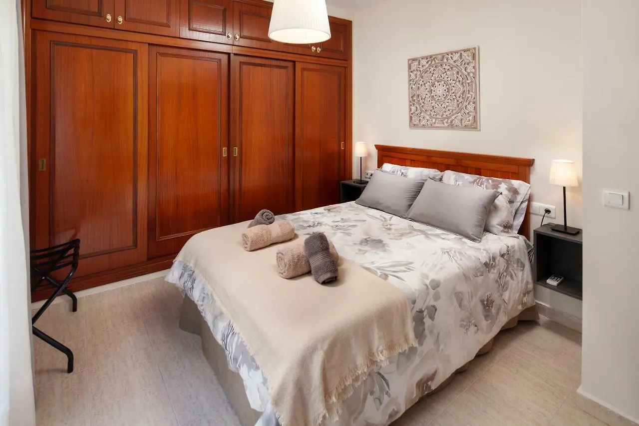 Rent&Dream Apartamento Gaona Malaga Hotel 0*,